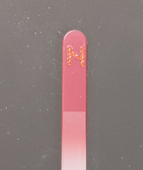 Nagelvijl N, Rood