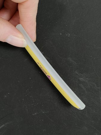 Nagelvijl Curved met Handgreep - Lichtgeel | Ergonomische Glazen Vijl voor Perfecte Nagels